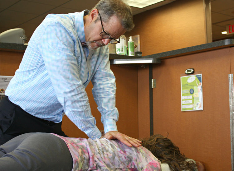 Chiropractic treatment on patient