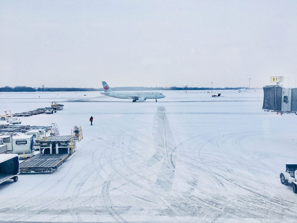 winter travel by airplane